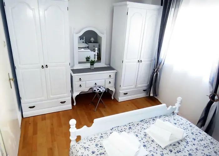 Apartment Central City Апартаменти *