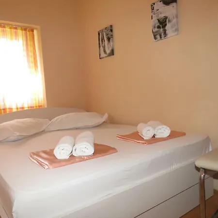 Apartment Apartment Central City Makarska