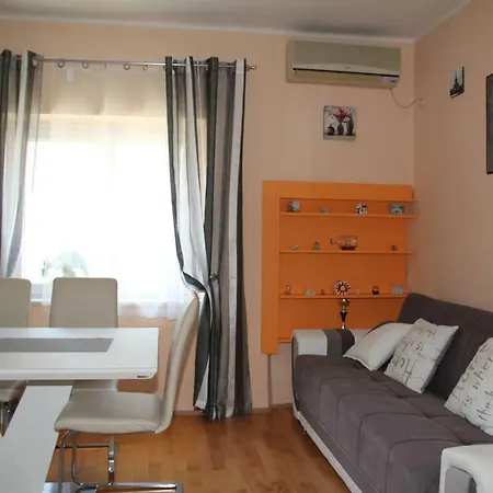 Apartment Central City Makarska
