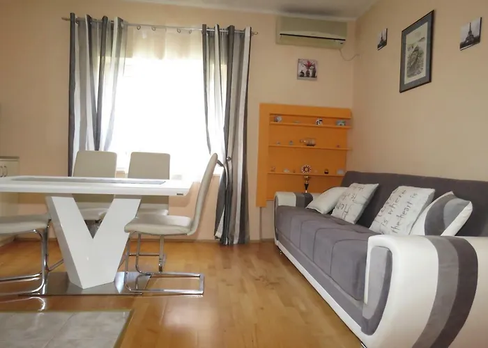 Apartment Central City Apartman Makarska